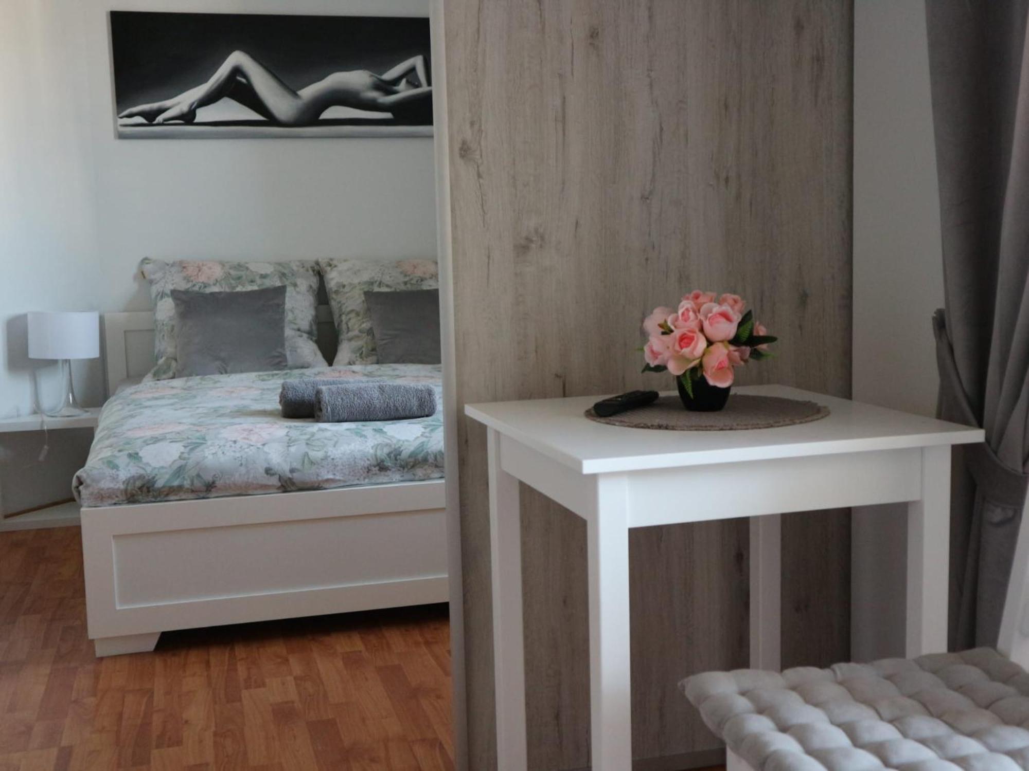 Nad Jeziorkiem Apartament *